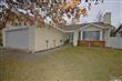 9512  Sheffield St , Windsor, CA