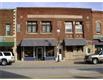 106  E Main St , Anamosa, IA