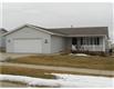 523  Crestview Ct , Center Point, IA