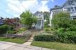 415  Bond Pl 