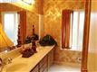 7771 Hansom Dr, Oakland, CA 94605
