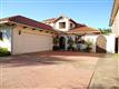 18  Mariners Ln , Kemah, TX