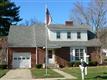 2221  Maple St 