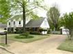 2864 N Hampton Court Road, Memphis, TN 38016