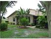10109  Lake Oak Cir 