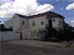 914  Valence St 