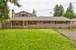 724 N 198th St, Shoreline, WA 98133