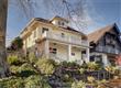 2717  10th Ave E, Seattle, WA