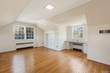 68 W Lake Blvd, Mahopac, NY 10541