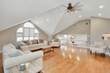 46 Hutchinson Blvd, Scarsdale, NY 10583